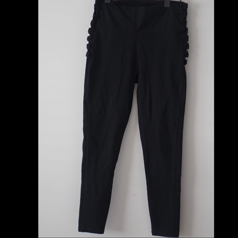 Fabletics Leggings Medium